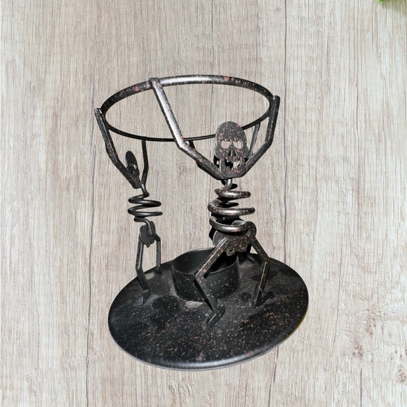 PartyLite Mr. Bones HALLOWEEN Aroma Melts Wax Warmer Retired P8603 Black Metal. - Picture 11 of 16